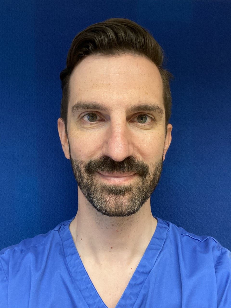 Dr Lloyd Pic 